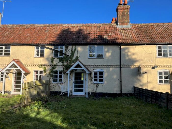 2 Bedroom Terraced House For Sale In Woodland Road, Patney, Devizes, SN10