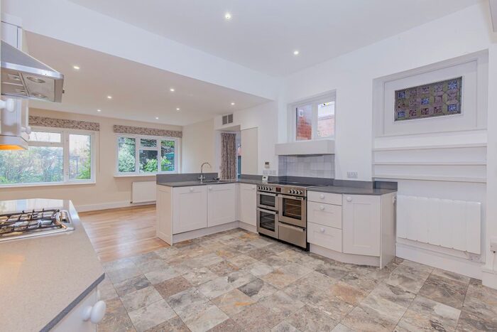 2 Bedroom Flat To Rent In Staverton Road, Oxford, OX2