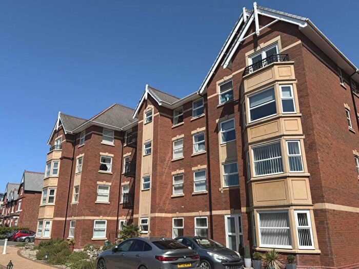 1 Bedroom Apartment For Sale In Hardaker Court, Clifton Drive South, Lytham St Annes, FY8