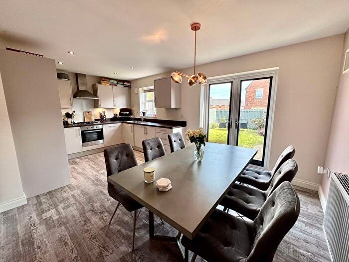 3 Bedroom End Of Terrace House For Sale In Briardene Way, Backworth, NE27