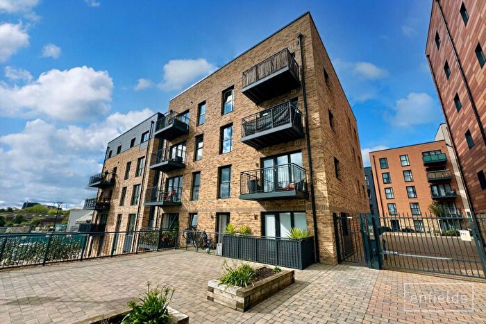 1 Bedroom Flat For Sale In Elm House, Chapel, Southampton, Hampshire, SO14