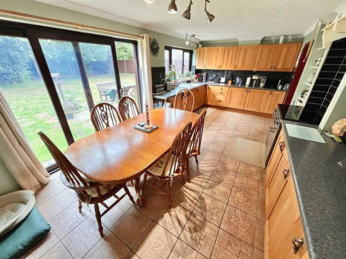 5 Bedroom House For Sale In Main Road, Ormesby, Great Yarmouth, NR29
