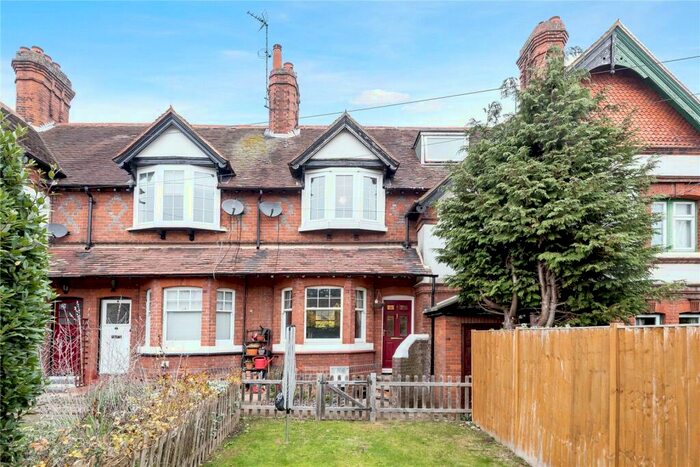 2 Bedroom House To Rent In St Saviours Terrace, Reading, Berkshire, RG1