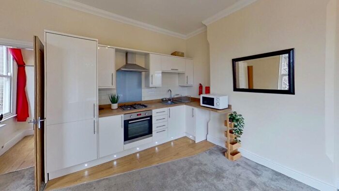 2 Bedroom Apartment To Rent In Loughborough Road, West Bridgford, Nottingham, Nottinghamshire, NG2