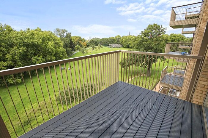 1 Bedroom Apartment To Rent In Catford Green, SE6