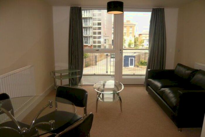 1 Bedroom Flat To Rent In Longleat Avenue, Birmingham, B15