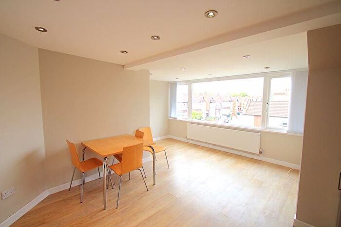1 Bedroom Flat To Rent In Welldon Crescent, Harrow, HA1