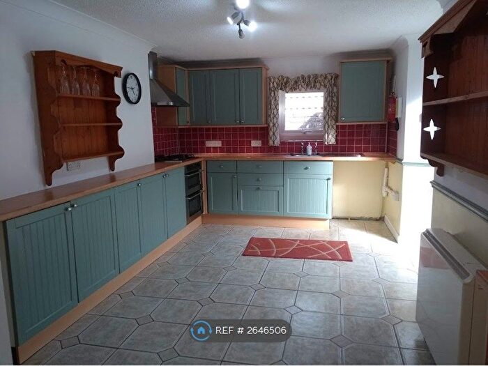 1 Bedroom Flat To Rent In Hoxton Road, Torquay, TQ1