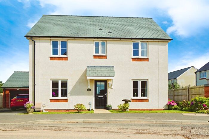 4 Bedroom Detached House For Sale In Willow Rise, Witheridge, Tiverton, EX16