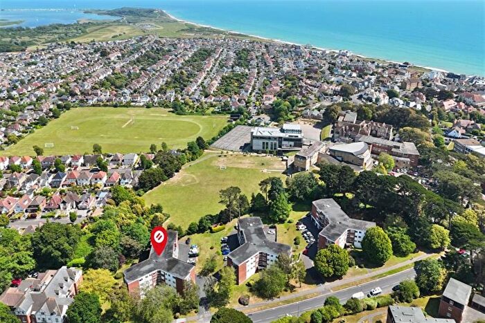 2 Bedroom Flat For Sale In Southbourne, BH6