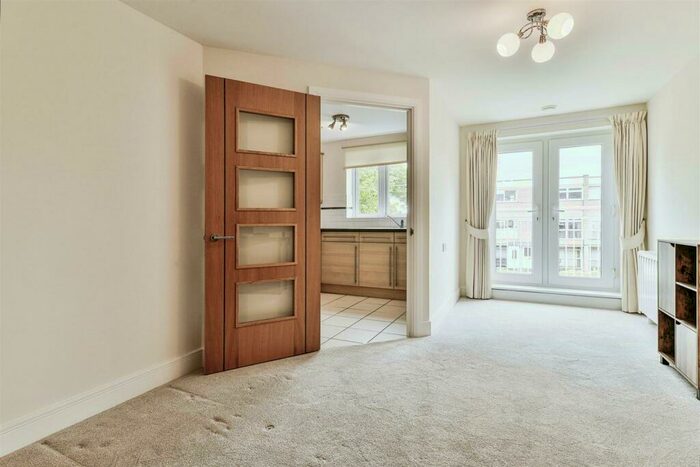 2 Bedroom Apartment For Sale In Goodes Court, Baldock Road, Royston, SG8