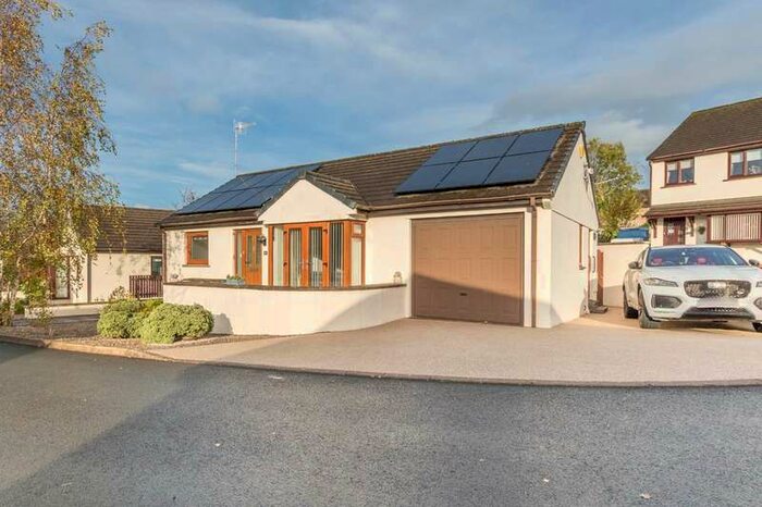 2 Bedroom Detached Bungalow For Sale In 10 The Ashes, Milnthorpe, LA7