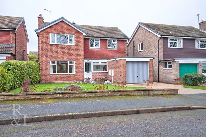 4 Bedroom Detached House For Sale In Belvedere Close, Keyworth, Nottingham, NG12