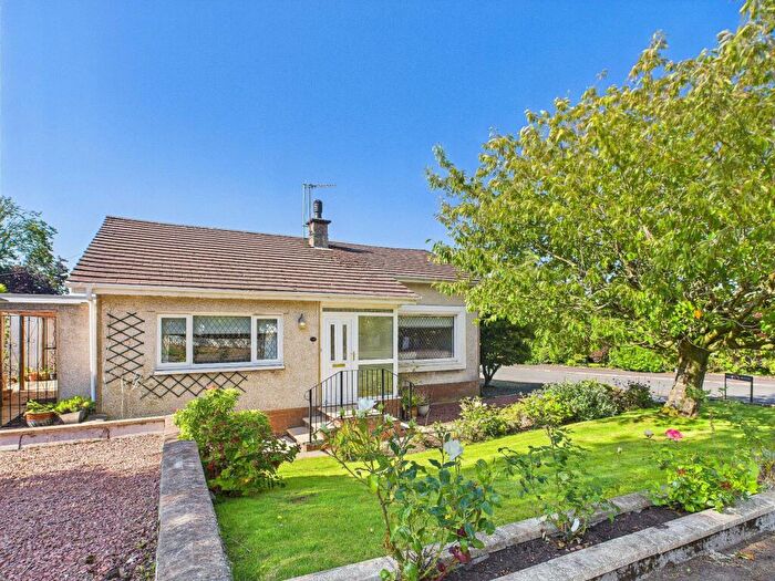 4 Bedroom Bungalow For Sale In Kirkdene Avenue, Newton Mearns, Glasgow, G77