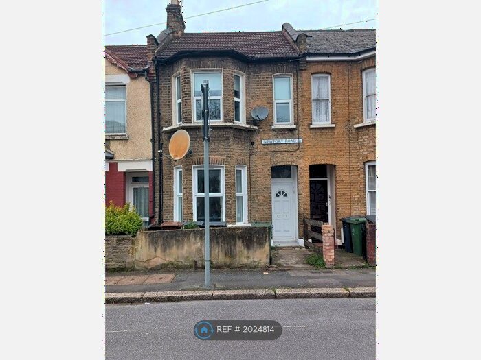 2 Bedroom Maisonette To Rent In Newport Rd, London, E10