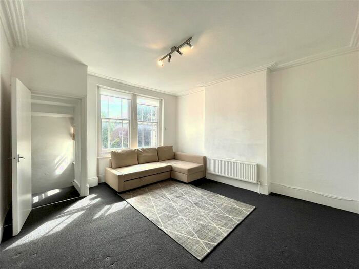 2 Bedroom Flat To Rent In Ferme Park Road, Crouch End, N8