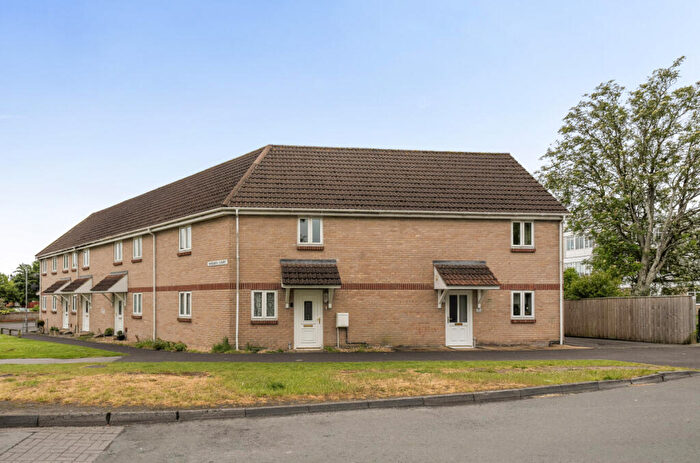 3 Bedroom Terraced House For Sale In Wessex Court, Warminster, BA12