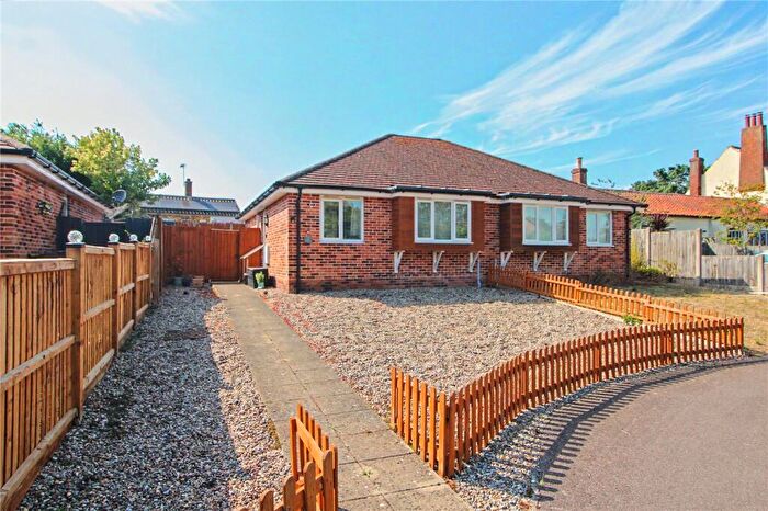2 Bedroom Bungalow For Sale In Wood End Close, Hales, Norwich, Norfolk, NR14