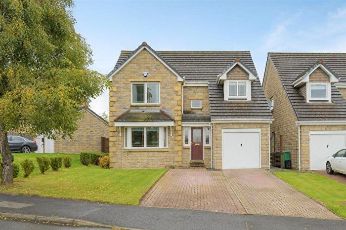 4 Bedroom Detached House For Sale In Cromar Drive, Dunfermline, KY11