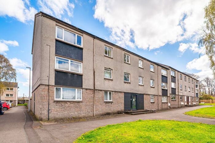 3 Bedroom Flat For Sale In Sunnyside Street, Camelon, FK1