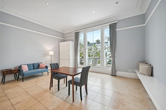 1 Bedroom Flat To Rent In Palace Gardens Terrace, London, W8