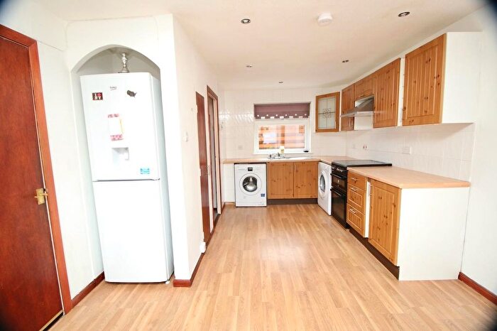 3 Bedroom Terraced House For Sale In Almond Road, Cumbernauld, G67