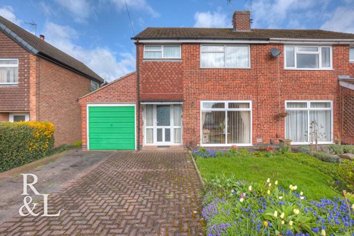 3 Bedroom Semi Detached House For Sale In Willowbrook Close, Ashby-De-La-Zouch, LE65