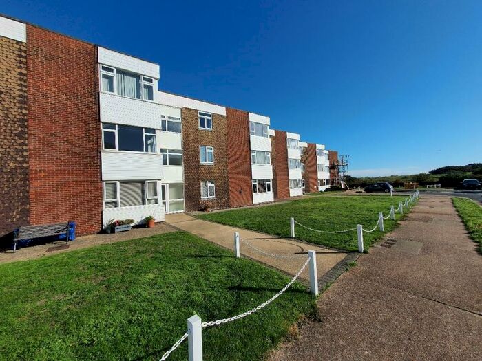 2 Bedroom Flat To Rent In Grenville Road, Pevensey Bay, Pevensey, BN24