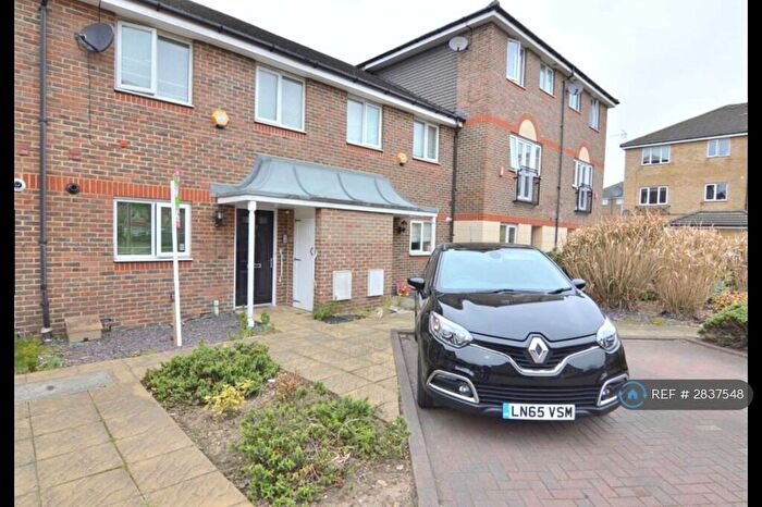 3 Bedroom Terraced House To Rent In Quarles Park Road, Chadwell Heath / Goodmayes, RM6