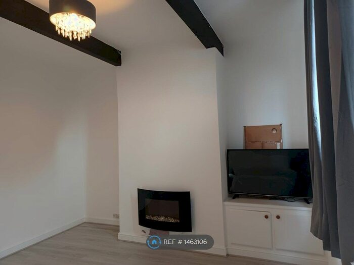 2 Bedroom Terraced House To Rent In Ainsworth Road, Bury, BL8