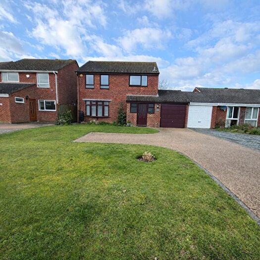 4 Bedroom Detached House For Sale In Cuckoo Lane, Stubbington, Fareham, PO14