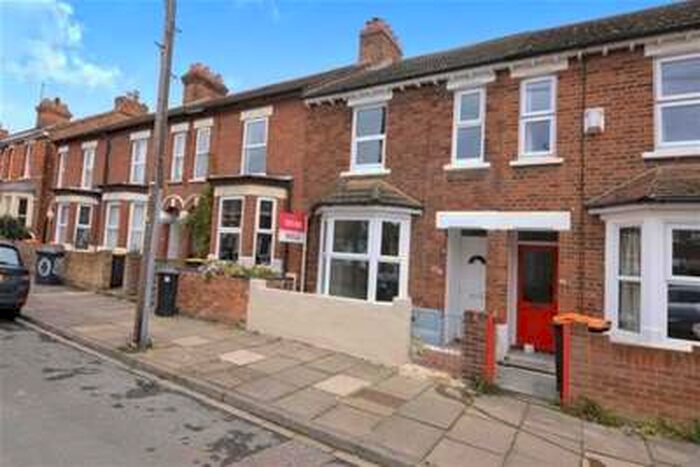 3 Bedroom House To Rent In Hartington Street, MK41
