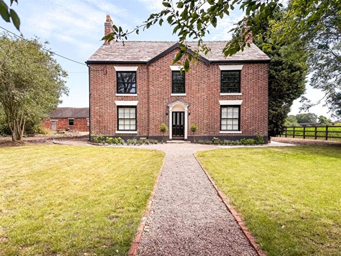 5 Bedroom Detached House For Sale In School Lane, Sandbach, CW11