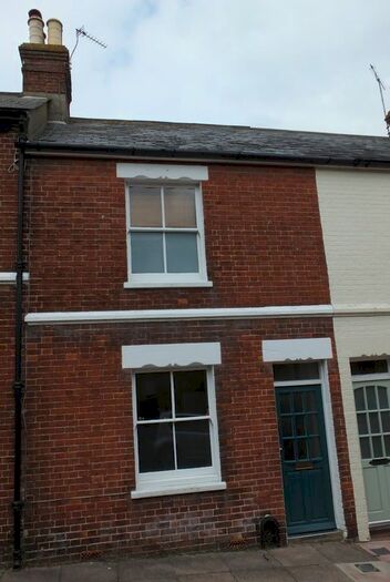 2 Bedroom Terraced House To Rent In De Montfort Road, Lewes BN7