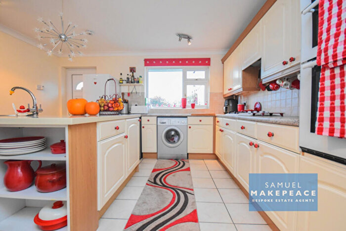 4 Bedroom Bungalow For Sale In Dee Close, Talke, Stoke-on-Trent, ST7