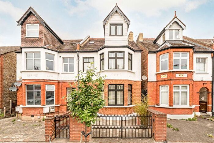 Studio To Rent In Norbury Court Road, London, SW16