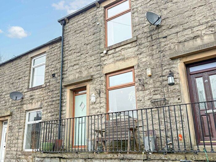 2 Bedroom Terraced House To Rent In Tong End, Whitworth, Rossendale, OL12