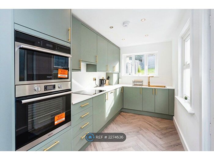 4 Bedroom Semi-Detached House To Rent In St. Marys Road, Tonbridge, TN9