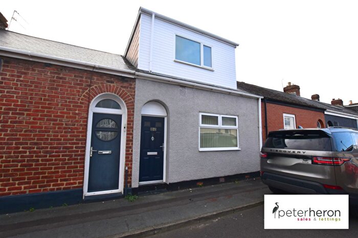 4 Bedroom Cottage For Sale In Eglinton Street, Monkwearmouth, Sunderland, SR5