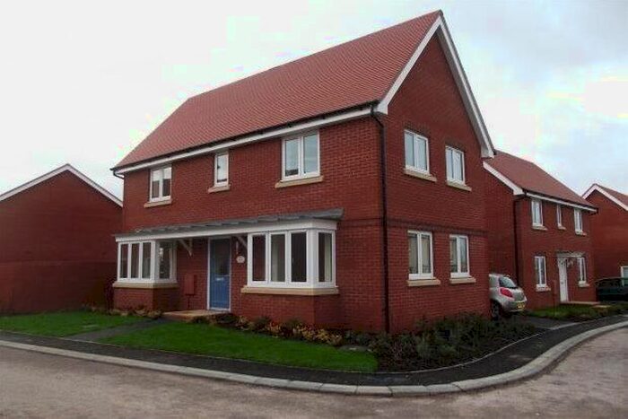 3 Bedroom Property To Rent In Gratton Park, Exeter, EX5