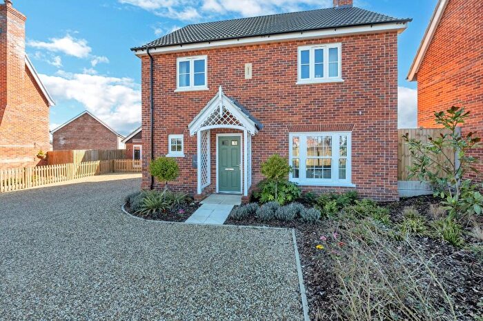 4 Bedroom Detached House For Sale In Queen Elizabeth Way, Bramford, Ipswich, IP8