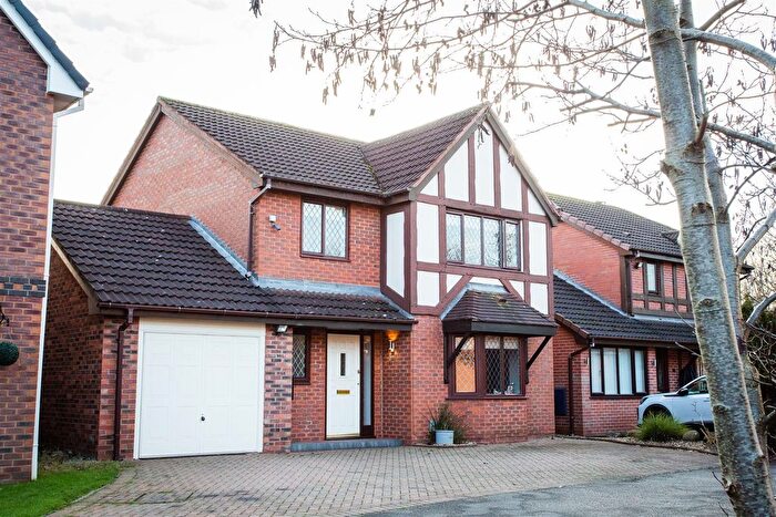 3 Bedroom Property For Sale In Tunbridge Close, Great Sankey, Warrington, WA5