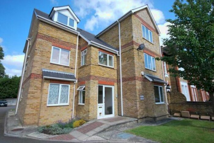 1 Bedroom Flat To Rent In Avenue Road, Beckenham, BR3