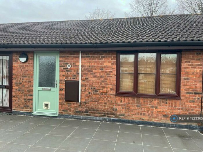 1 Bedroom Flat To Rent In Avon View Road, Burton, Christchurch, BH23