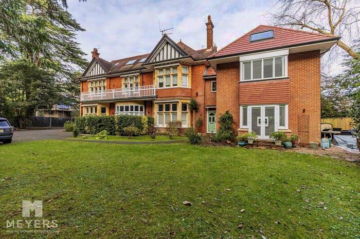 3 Bedroom Apartment To Rent In Pinehurst Hall, Burton Road, Poole, BH13