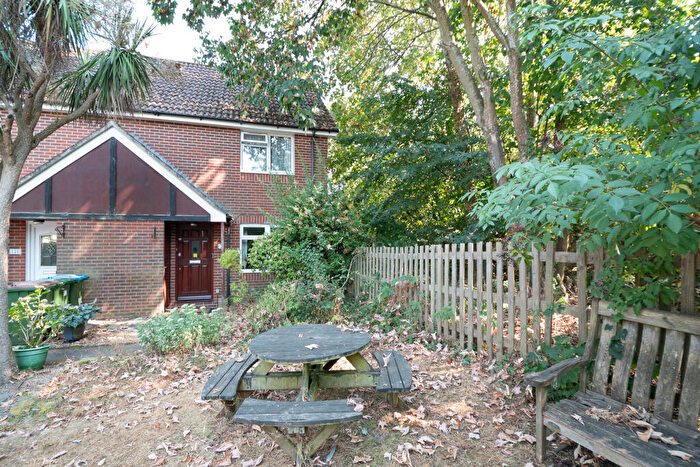 2 Bedroom End Of Terrace House For Sale In Farmery Close, Swaythling, SO18