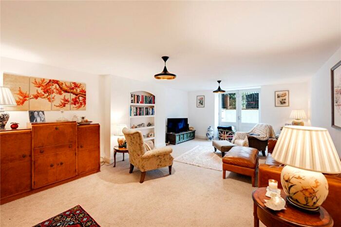 2 Bedroom Apartment For Sale In Redland Road, Redland, Bristol, BS6