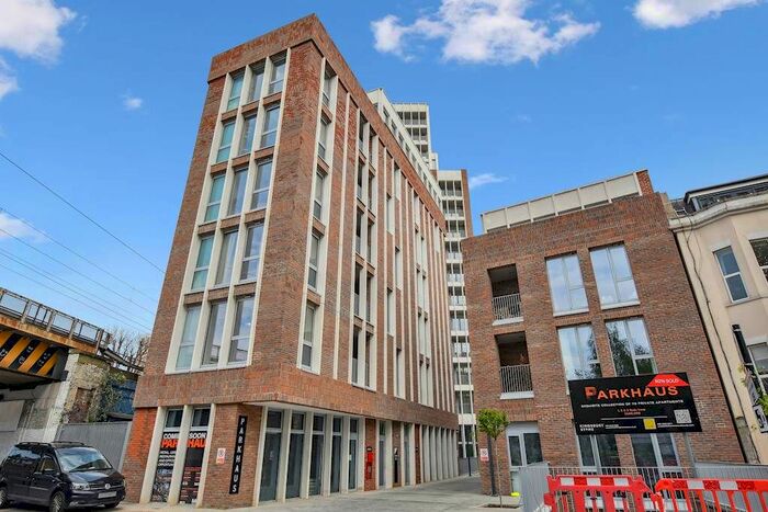 1 Bedroom Flat To Rent In Maple Path, London, E5