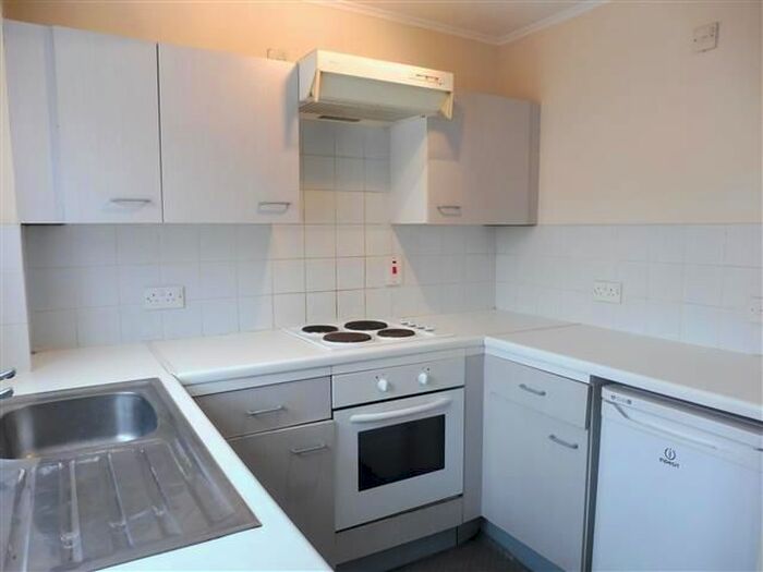 1 Bedroom Studio To Rent In Captains Place, Southampton, SO14