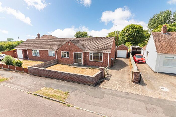 2 Bedroom Semi-Detached Bungalow For Sale In Long Furlong Road, Sunningwell, OX13